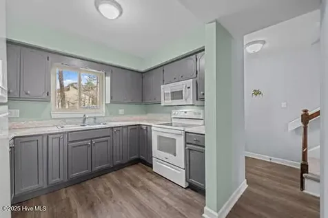 65 Quarterdeck Townes New Bern NC 28562