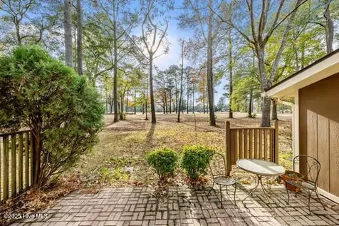 65 Quarterdeck Townes New Bern NC 28562