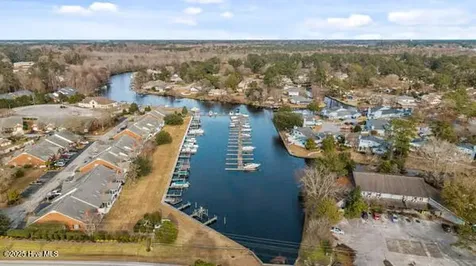 65 Quarterdeck Townes New Bern NC 28562