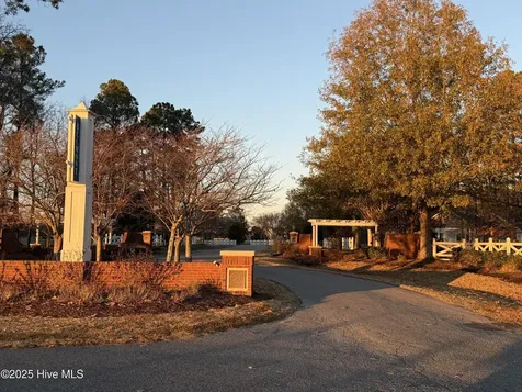 119 Quarter Horse Loop Hertford NC 27944