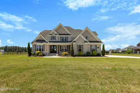 1357 Autumn Lakes Drive Grimesland NC 27837