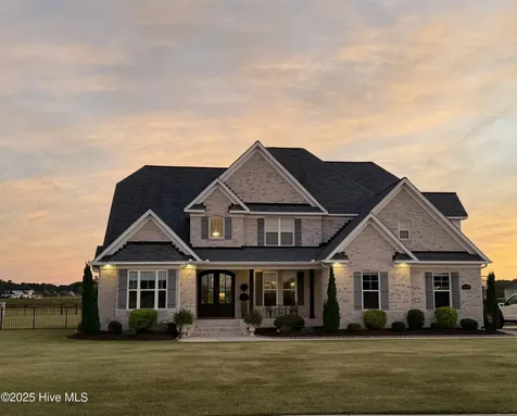 1357 Autumn Lakes Drive Grimesland NC 27837