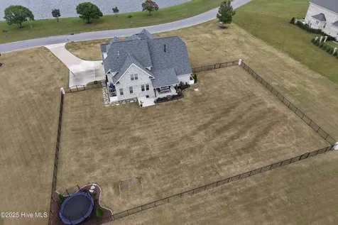 1357 Autumn Lakes Drive Grimesland NC 27837