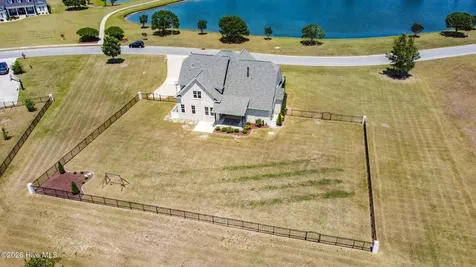 1357 Autumn Lakes Drive Grimesland NC 27837
