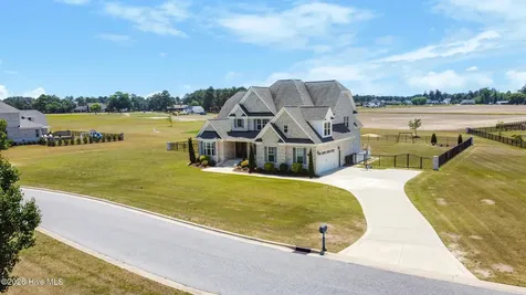 1357 Autumn Lakes Drive Grimesland NC 27837