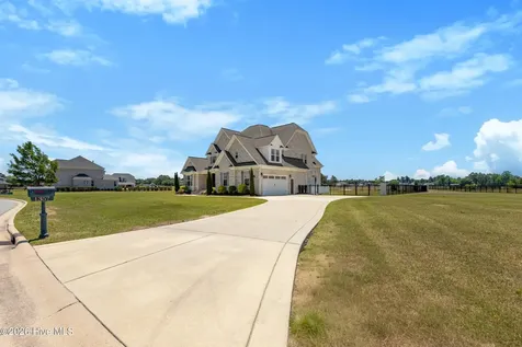 1357 Autumn Lakes Drive Grimesland NC 27837
