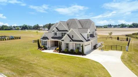 1357 Autumn Lakes Drive Grimesland NC 27837