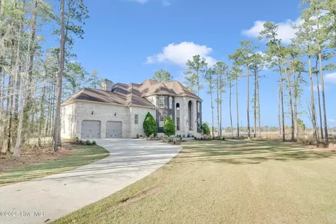 114 Jacks Creek Drive Belhaven NC 27810