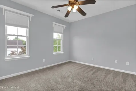 4013 Claymore Drive Wilmington NC 28405