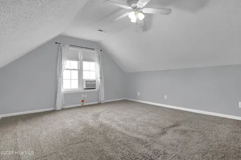4013 Claymore Drive Wilmington NC 28405