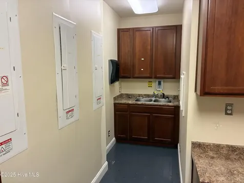 1177 N Road Street Elizabeth City NC 27909