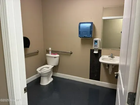 1177 N Road Street Elizabeth City NC 27909