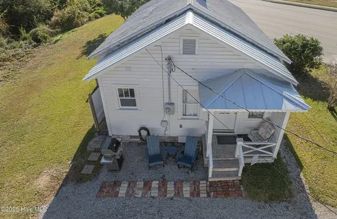 520 W Corbett Avenue Swansboro NC 28584