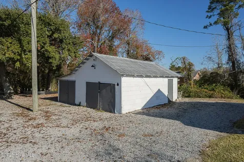 520 W Corbett Avenue Swansboro NC 28584