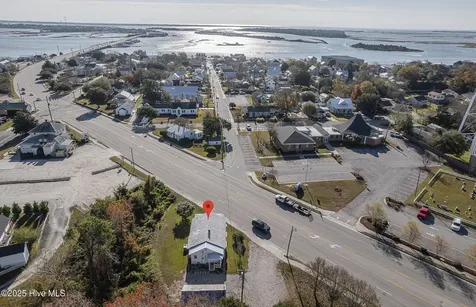 520 W Corbett Avenue Swansboro NC 28584