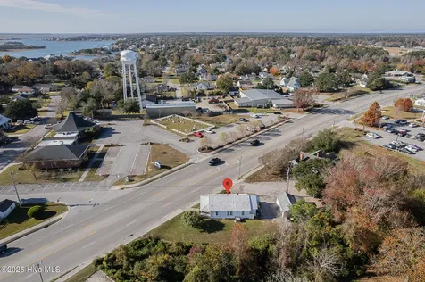 520 W Corbett Avenue Swansboro NC 28584