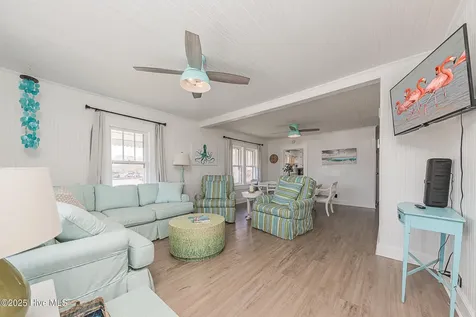 520 W Corbett Avenue Swansboro NC 28584