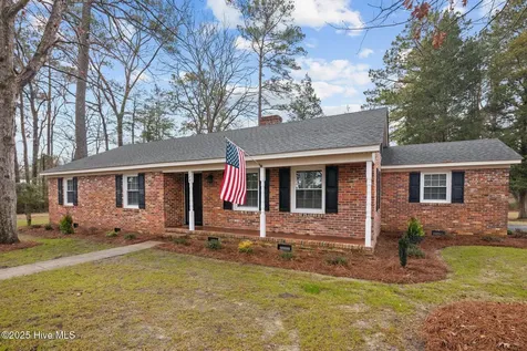 108 Ridgewood Circle Washington NC 27889