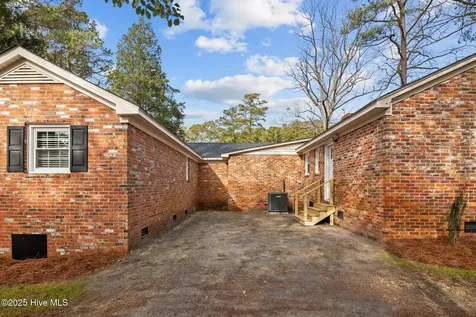 108 Ridgewood Circle Washington NC 27889