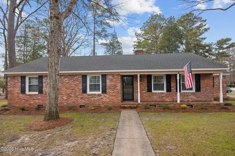 108 Ridgewood Circle Washington NC 27889