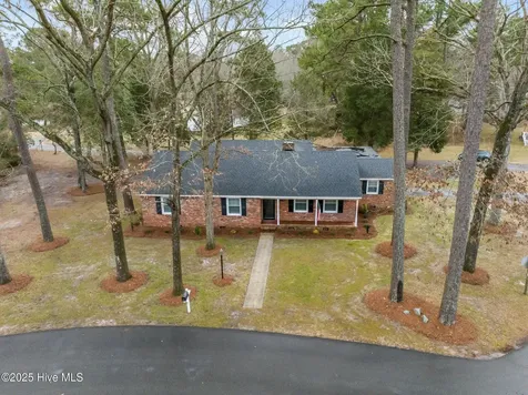108 Ridgewood Circle Washington NC 27889