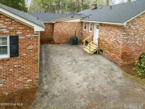 108 Ridgewood Circle Washington NC 27889