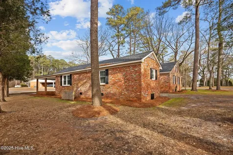 108 Ridgewood Circle Washington NC 27889
