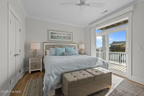 2307 Emerald Drive Emerald Isle NC 28594