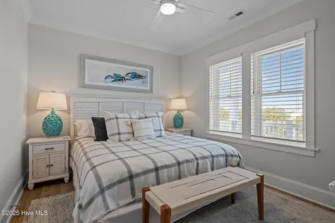2307 Emerald Drive Emerald Isle NC 28594
