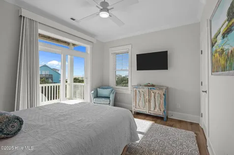 2307 Emerald Drive Emerald Isle NC 28594