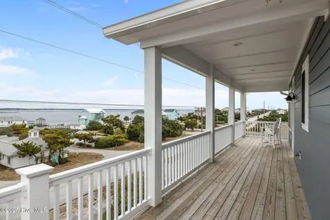 2307 Emerald Drive Emerald Isle NC 28594