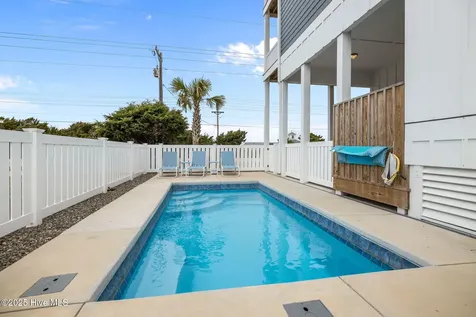 2307 Emerald Drive Emerald Isle NC 28594