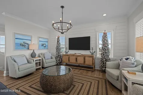 2307 Emerald Drive Emerald Isle NC 28594