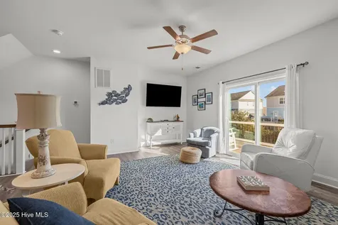 208 Gray Duck Drive Beaufort NC 28516
