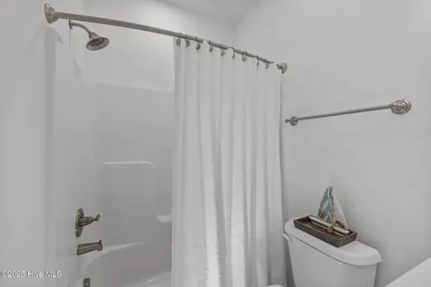 208 Gray Duck Drive Beaufort NC 28516