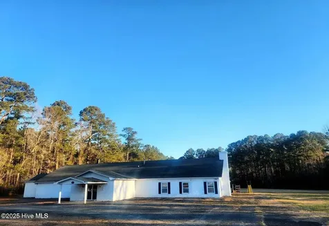 2101 Highway 58 Trenton NC 28585