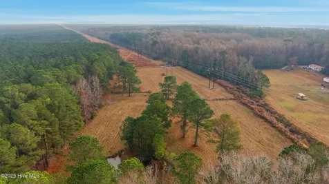 4360 Buck Drive Castle Hayne NC 28429