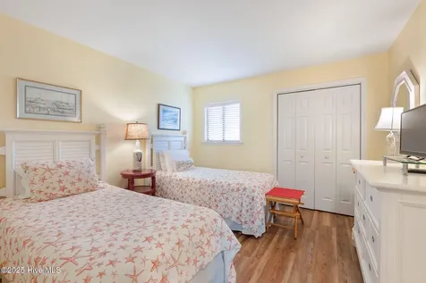8801 Reed Drive Emerald Isle NC 28594