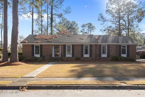 1206 W Highland Avenue Kinston NC 28501