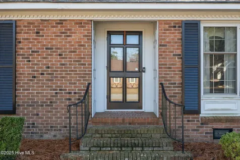 1206 W Highland Avenue Kinston NC 28501