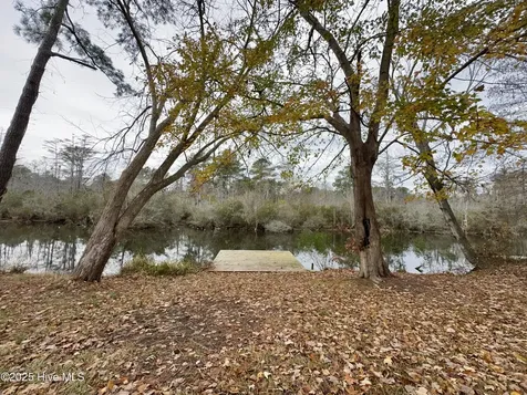 182 West Island Trail Hertford NC 27944