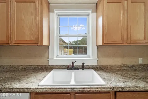 190 Huffmantown Road Richlands NC 28574