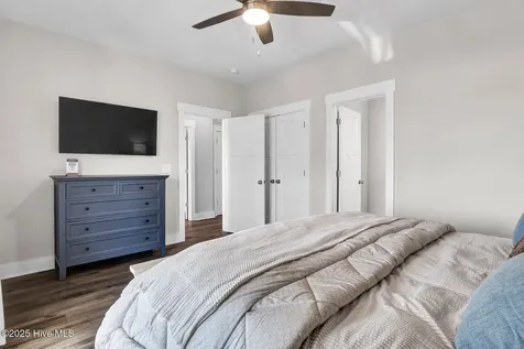 4254 Island Drive North Topsail Beach NC 28460