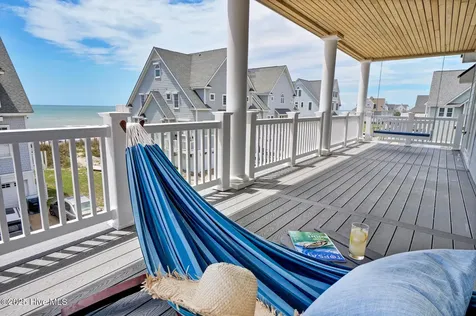 4254 Island Drive North Topsail Beach NC 28460