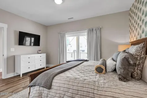 4254 Island Drive North Topsail Beach NC 28460