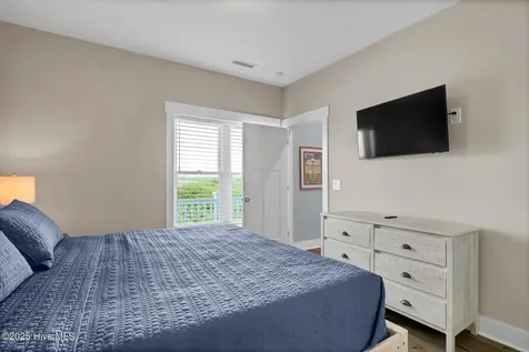 4254 Island Drive North Topsail Beach NC 28460