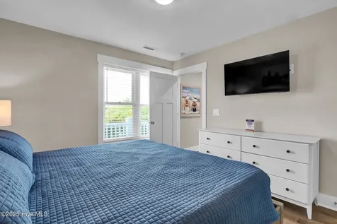 4254 Island Drive North Topsail Beach NC 28460