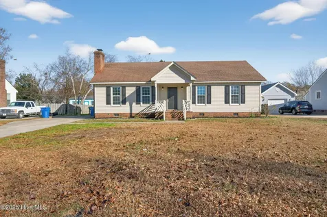 2824 Springflower Drive N Wilson NC 27896