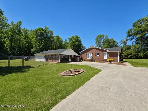 184 Timber Cove Drive Whiteville NC 28472