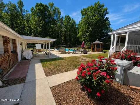 184 Timber Cove Drive Whiteville NC 28472